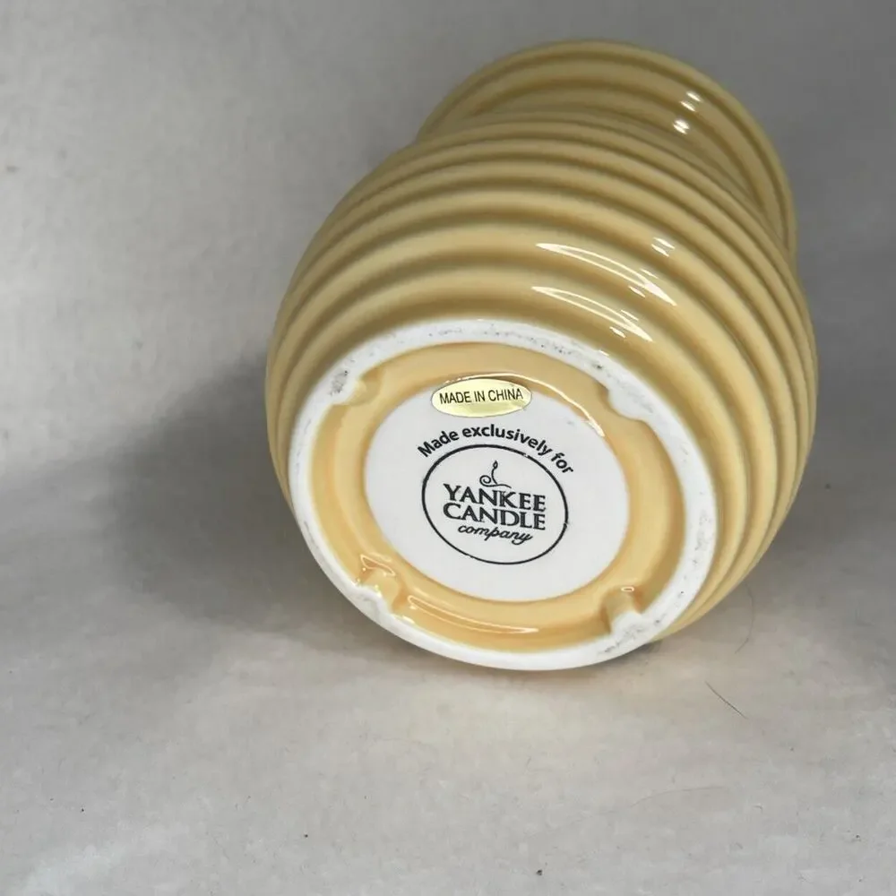 yankee candle wax warmer, Yellow